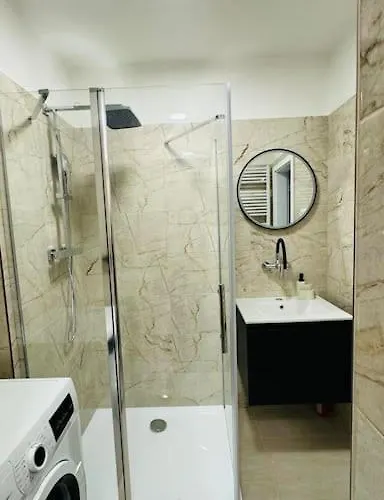 Modern In Old Town Appartement *