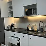 Modern In Old Town Апартаменты Прага
